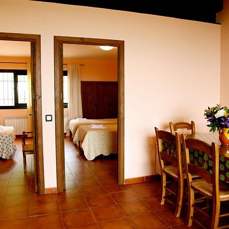Las Casas De Agapito Poyales Del Hoyo Exterior photo